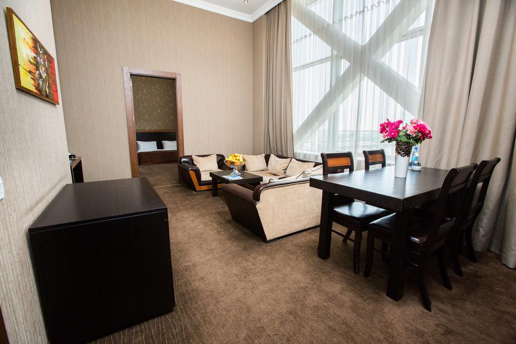 Caspian Business Hotel & Spa Baku Exterior foto